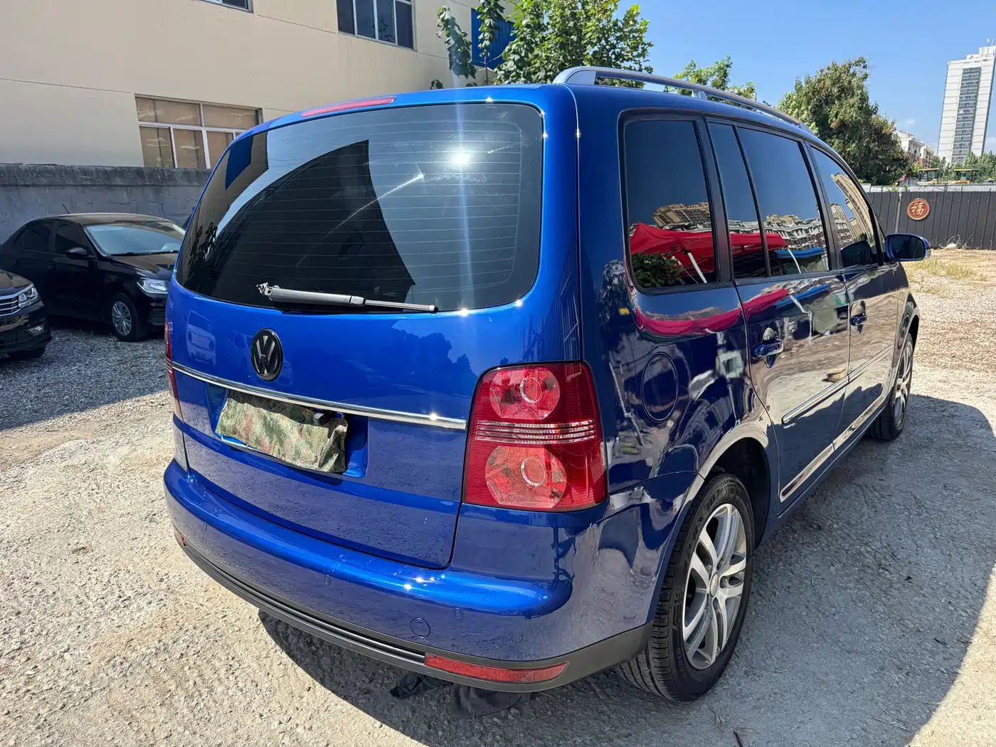Volkswagen Touran 2010 2008 Model 1.8T Premium Smart Edition Automatic 5-Seater