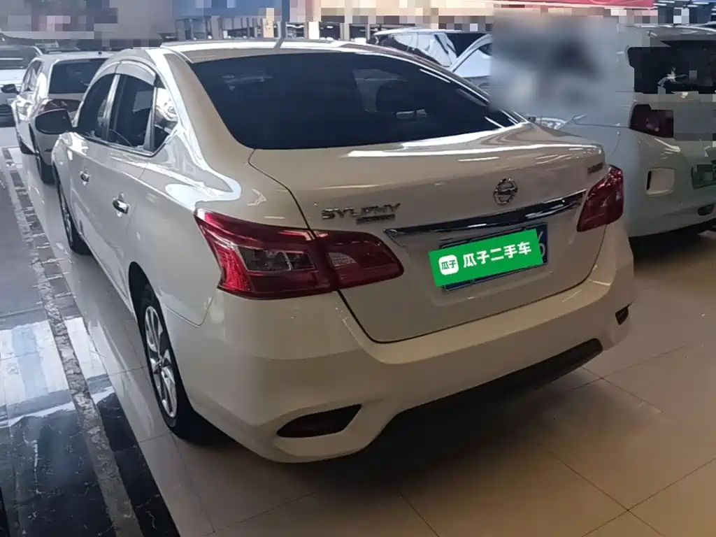 Nissan SYLPHY, миниатюра 5