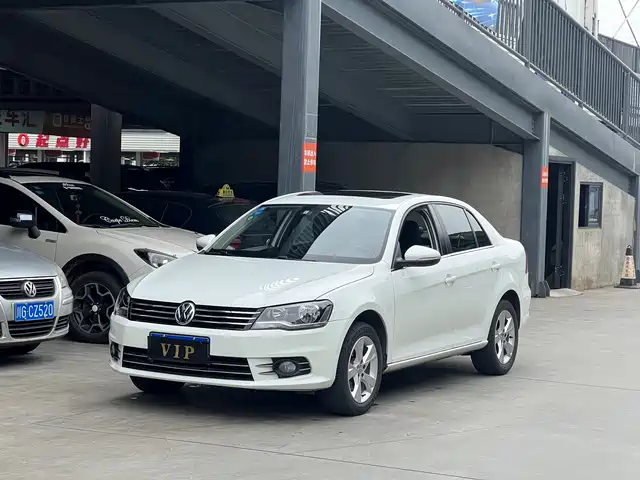 Volkswagen Bora 2015 Quality Edition 1.6L Automatic Comfort — фото 1