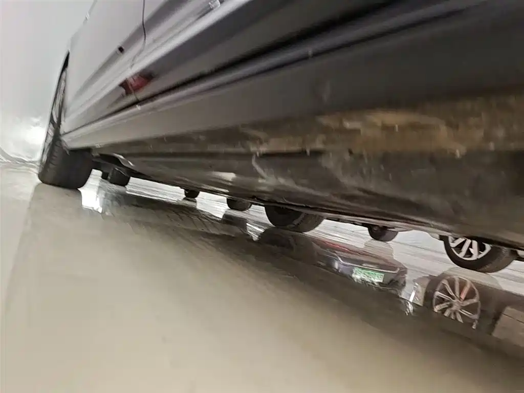 Volkswagen Passat New Energy 2022 Facelift 430PHEV Hybrid Elite Edition фото 22