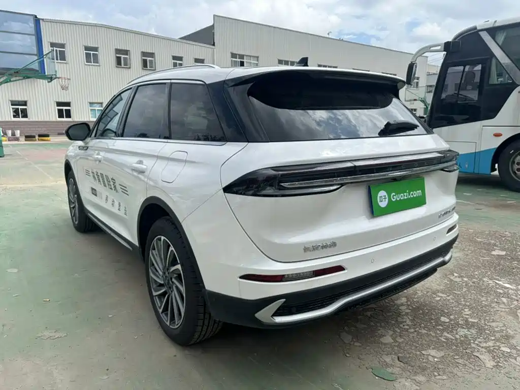 Lincoln Adventurer 2025 2024 2.0T FWD Elegance Edition