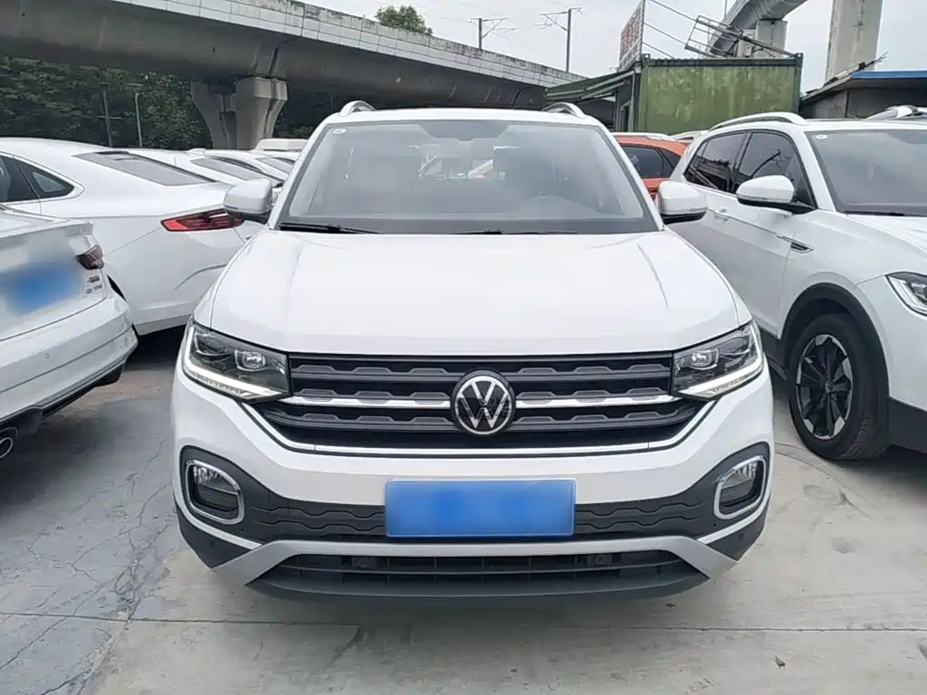 Volkswagen Tacqua 2024 2023 Model 200TSI DSG Joy Smart Connect Edition