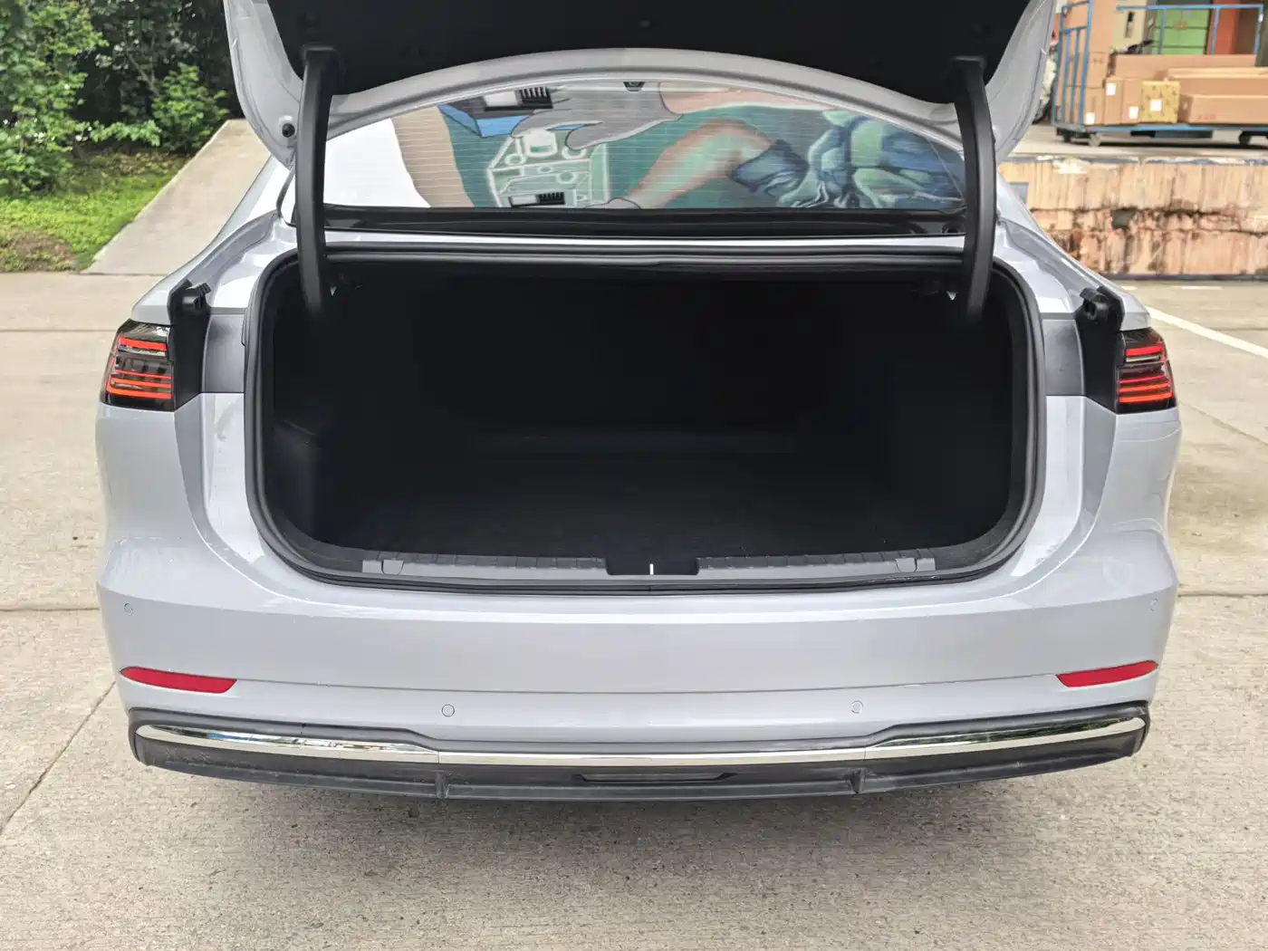 Geely Galaxy Galaxy A7 2025 EM-i 150km Explorer+ Edition фото 19
