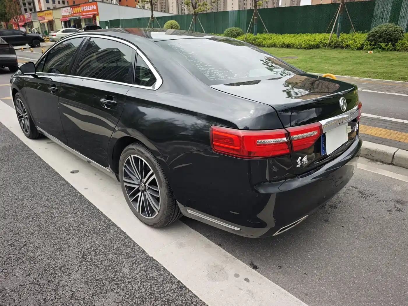 Dongfeng Aeolus Dongfeng A9 2019 2016 1.8T Luxury