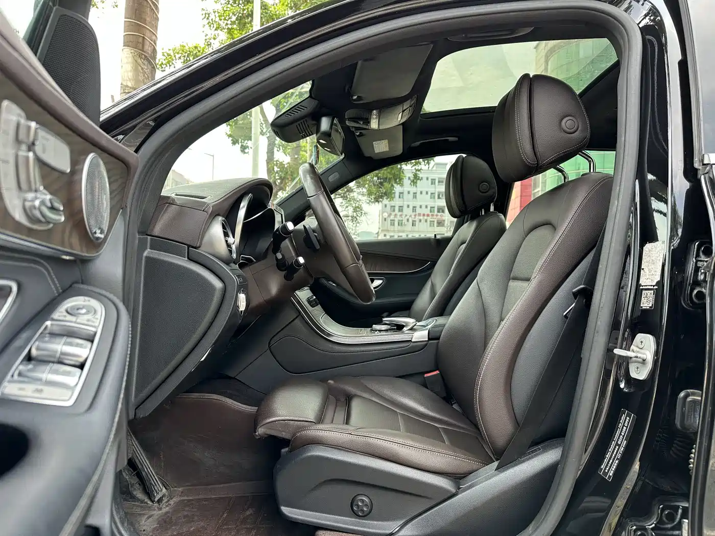 Mercedes-Benz GLC 2016 GLC 300 4MATIC Dynamic фото 15
