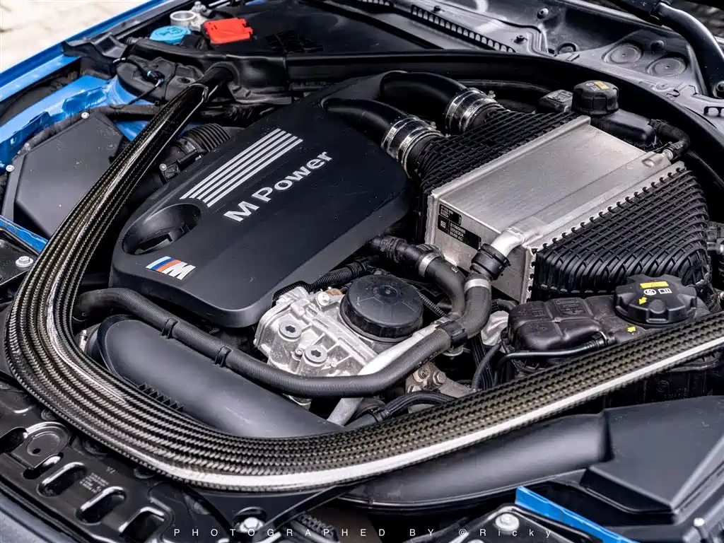 BMW M4 2014 M4 Coupe фото 13