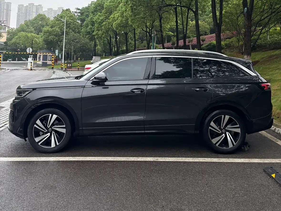 Volkswagen Talagon 2023 380TSI 4WD R-Line Touring Edition фото 3
