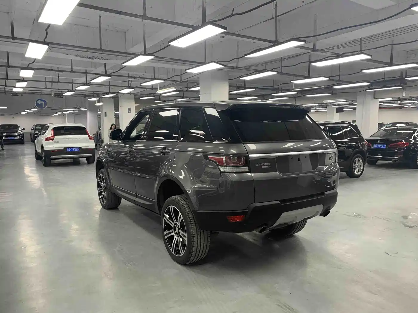 Land Rover Range Rover Sport 2014 3.0 SC V6 HSE фото 8