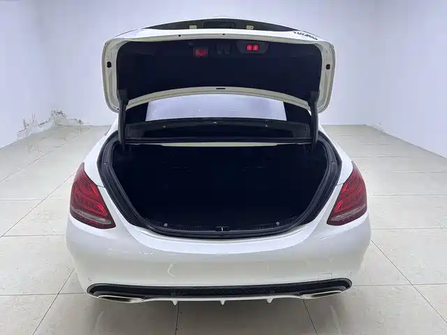 Mercedes-Benz C-Class 2015 Facelift C 200 L Sport фото 16