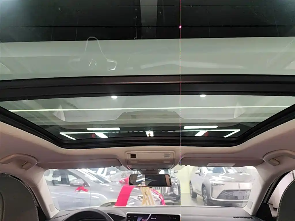 Volkswagen Sagitar 2025 300TSI DSG Surpass Edition фото 18