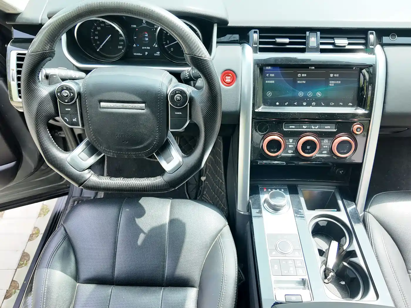 Land Rover Discovery 2018 3.0 SC V6 SE фото 12