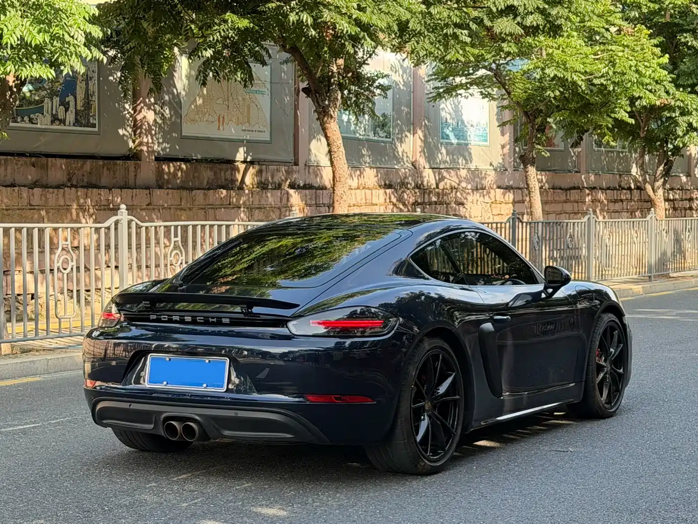 Фото 4 - Porsche 718