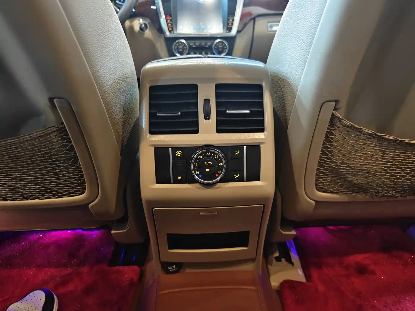 Mercedes-Benz M-Class 2012 Model ML 350 Luxury фото 12
