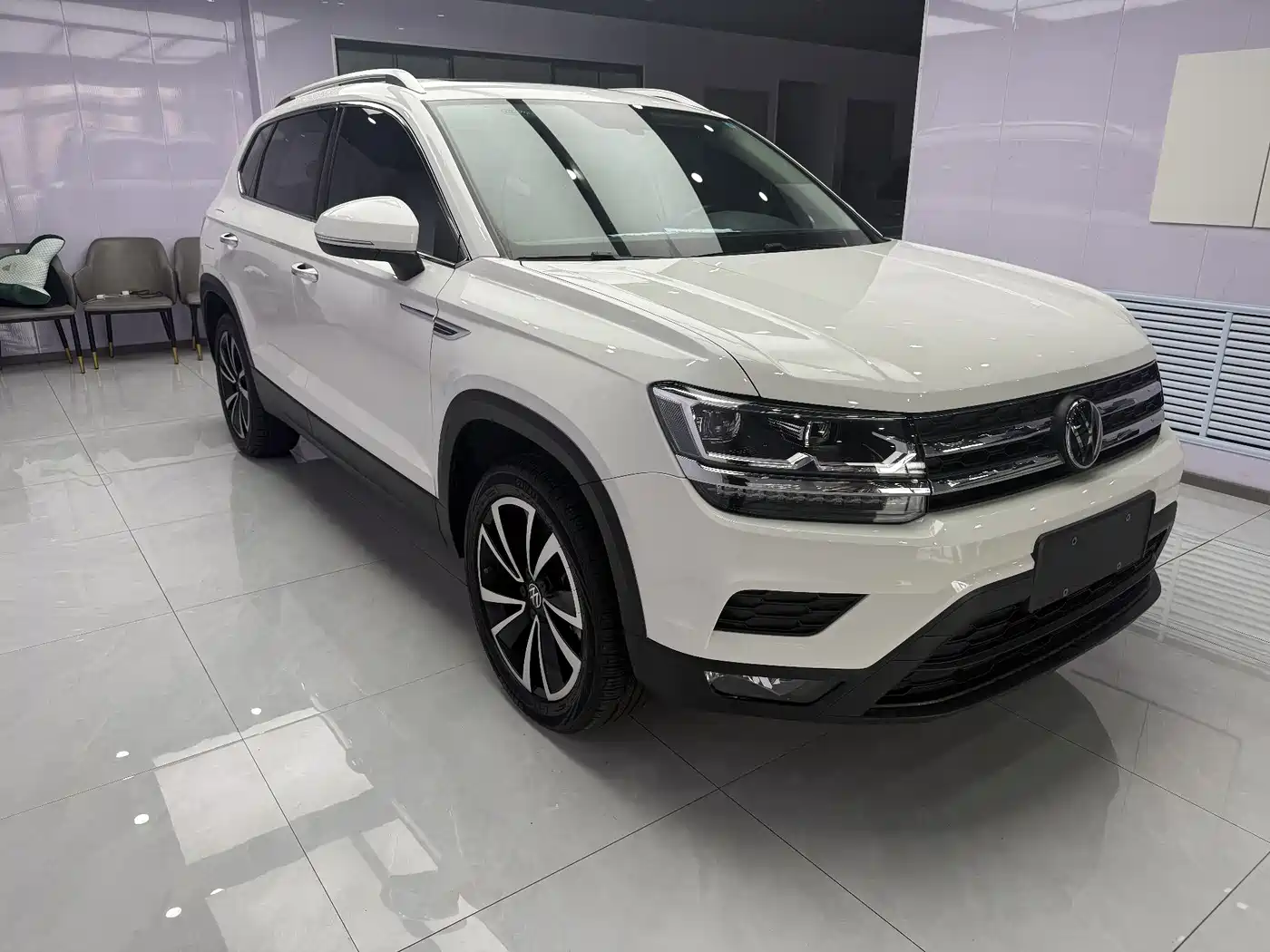 Volkswagen Tharu 2021 280TSI 2WD Luxury Plus фото 5
