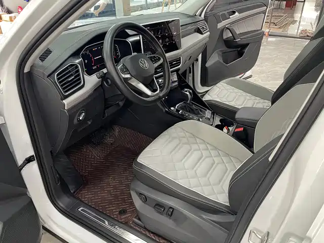 Volkswagen Tayron 2023 280TSI 2WD Luxury Plus Advanced Edition — фото 5
