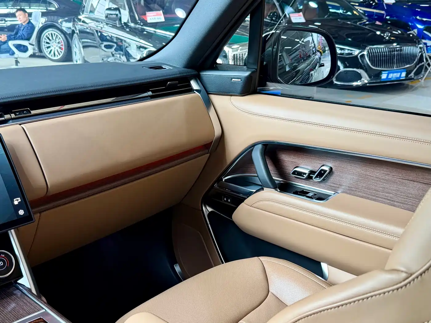 LAND ROVER RANGE ROVER