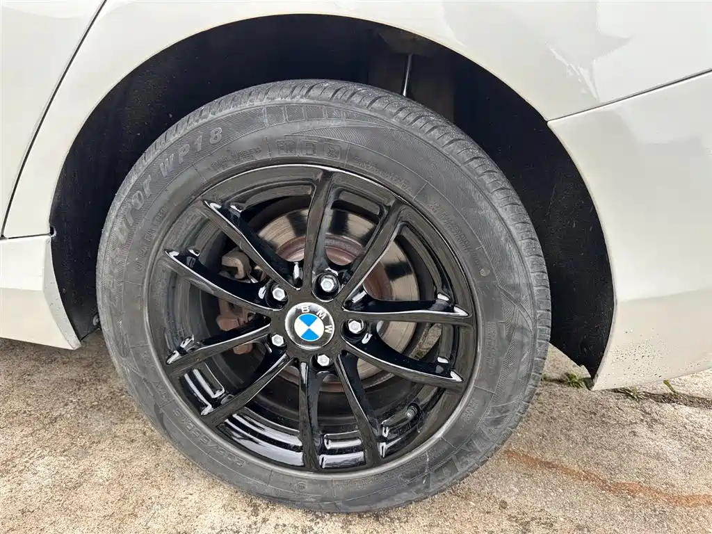 BMW 1 Series (Import) 2012 118i Leading фото 27