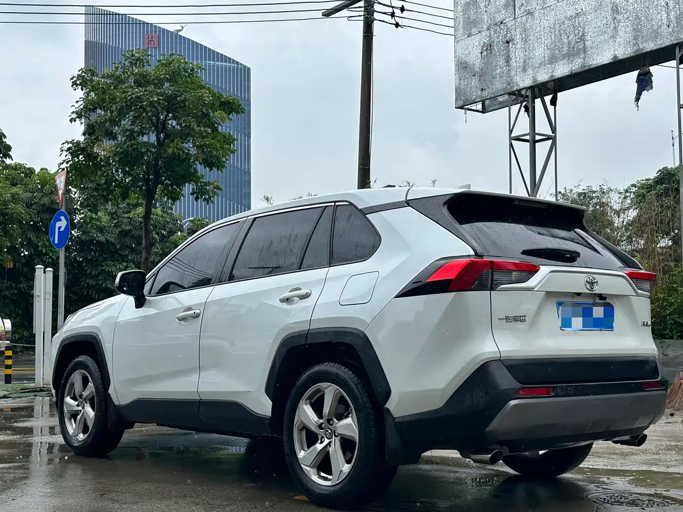 Toyota RAV4 Rongfang 2021 2.0L CVT 2WD Trend фото 7