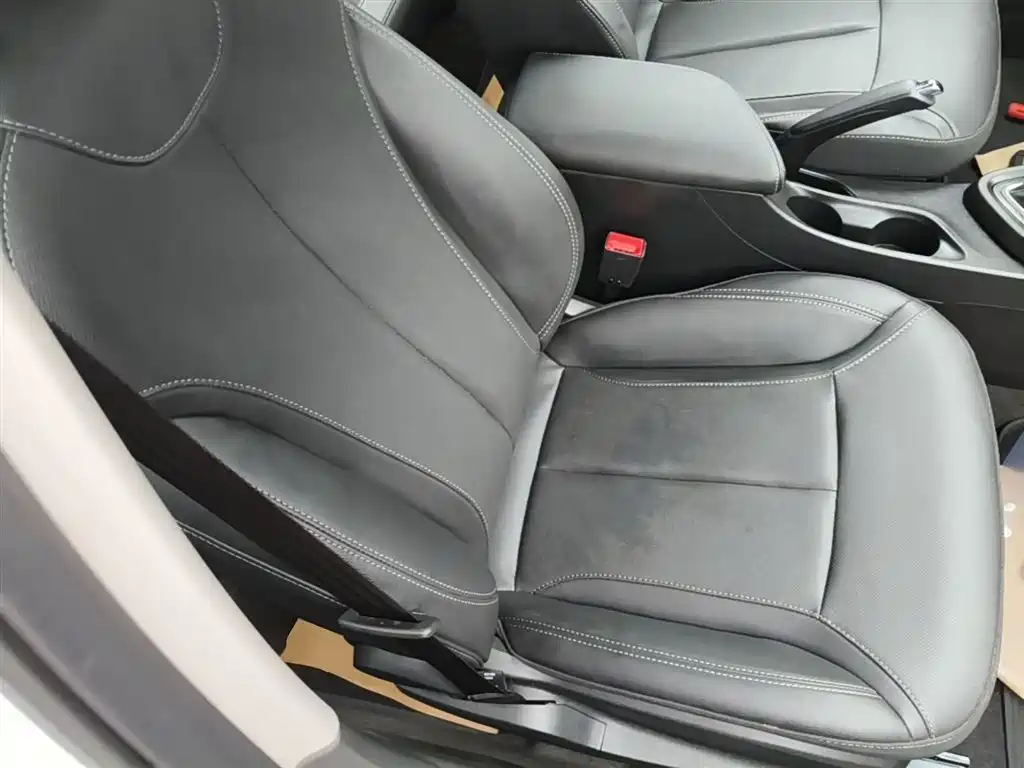 Buick Excelle 2021 Facelift Exemplar 1.5L Auto Progressive фото 25
