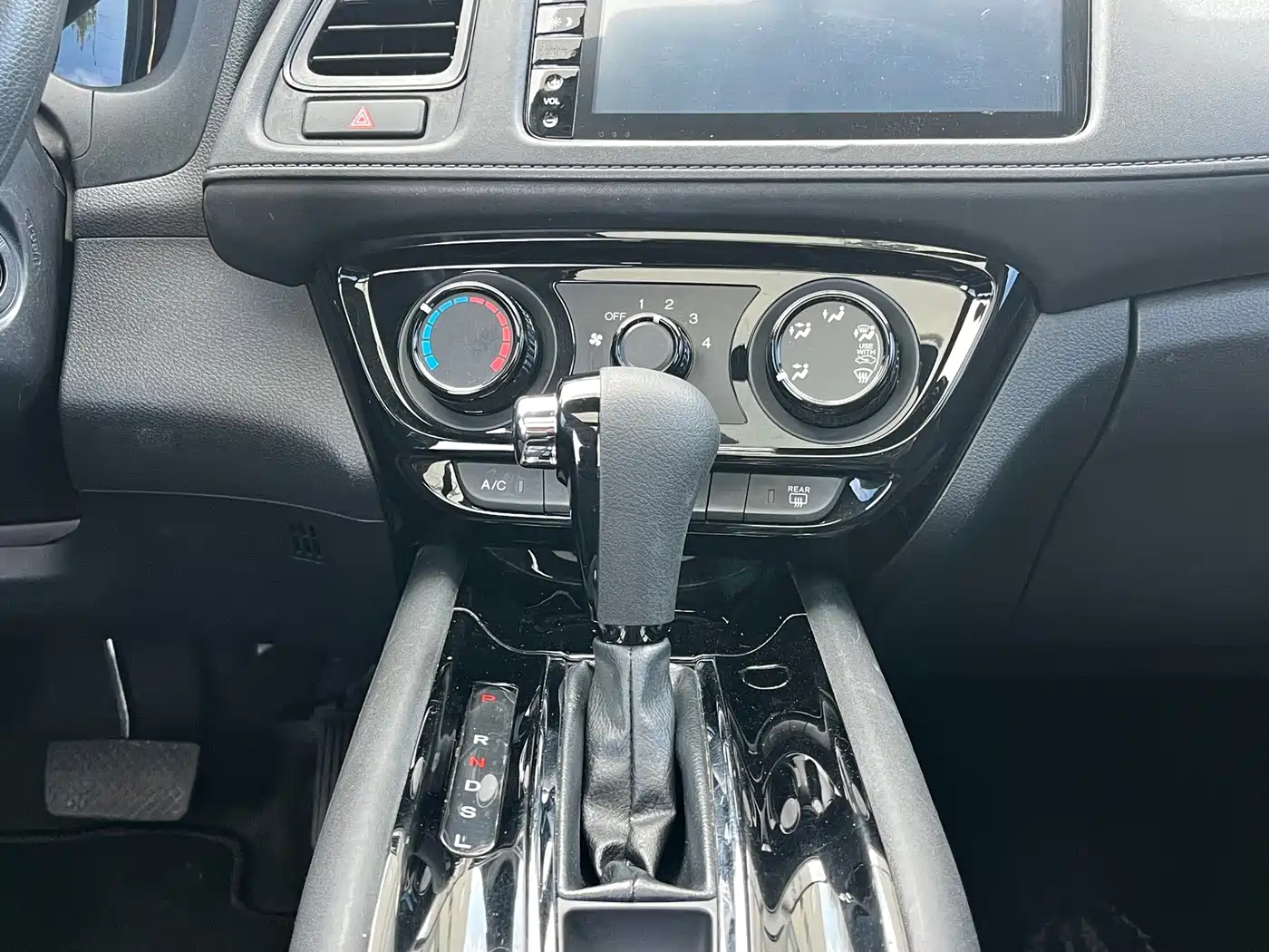 Photo 16 - Honda Vezel