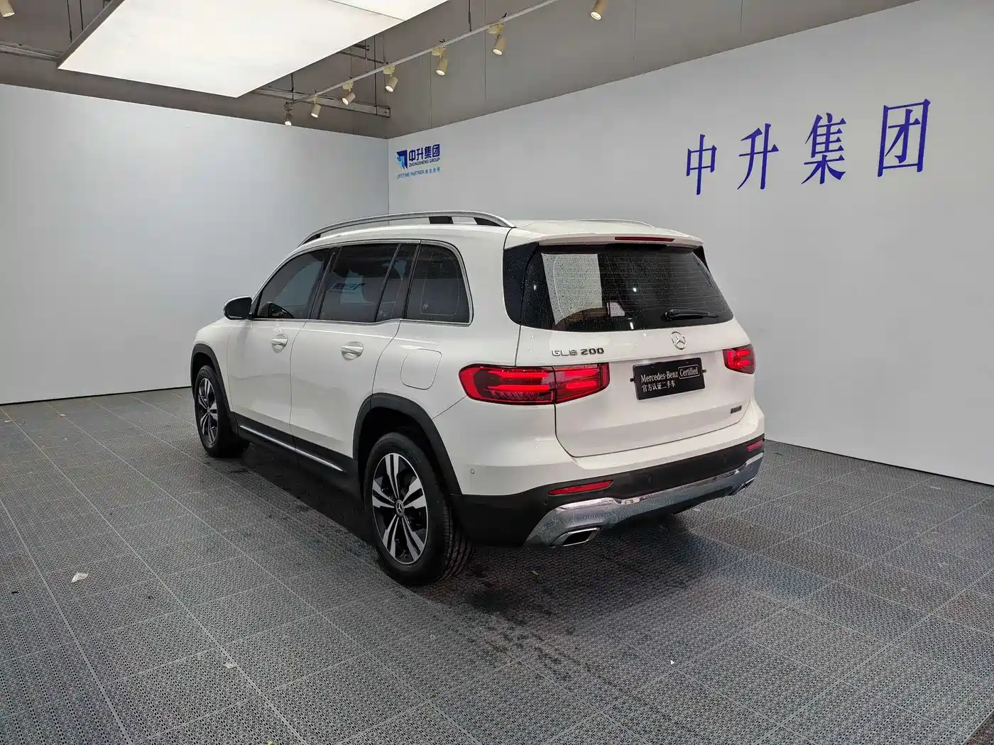 Mercedes-Benz GLB 2025 Model GLB 200 Dynamic Edition фото 3