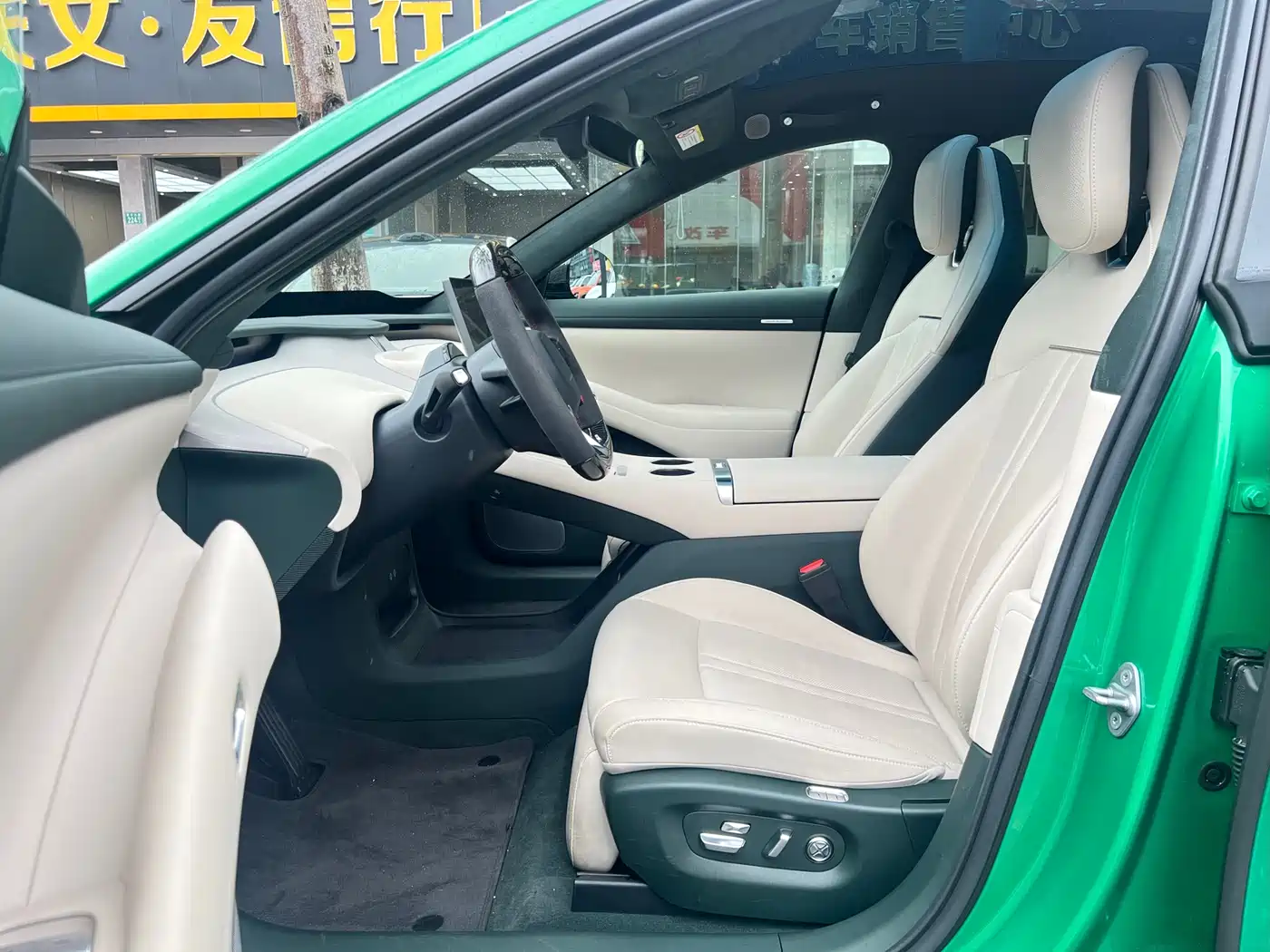 Xiaomi Auto Xiaomi YU7 2025 Ultra Long Range High Performance AWD Max Edition фото 7