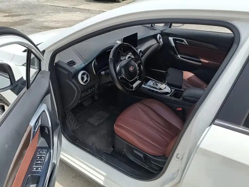 BAIC Beijing EU5 2022 2019 R500 Smart Wind Edition