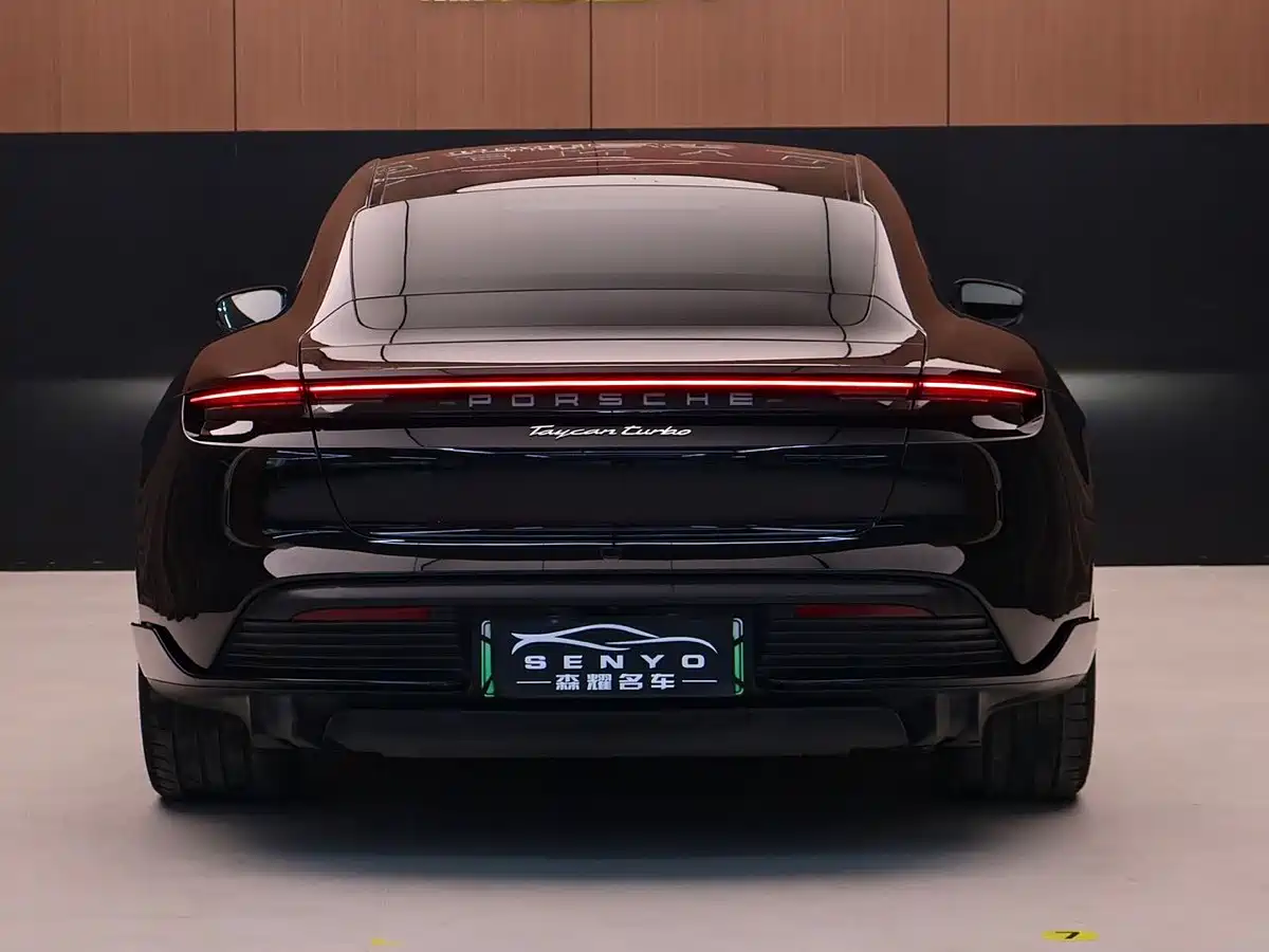Porsche Taycan 2019 Taycan Turbo фото 5
