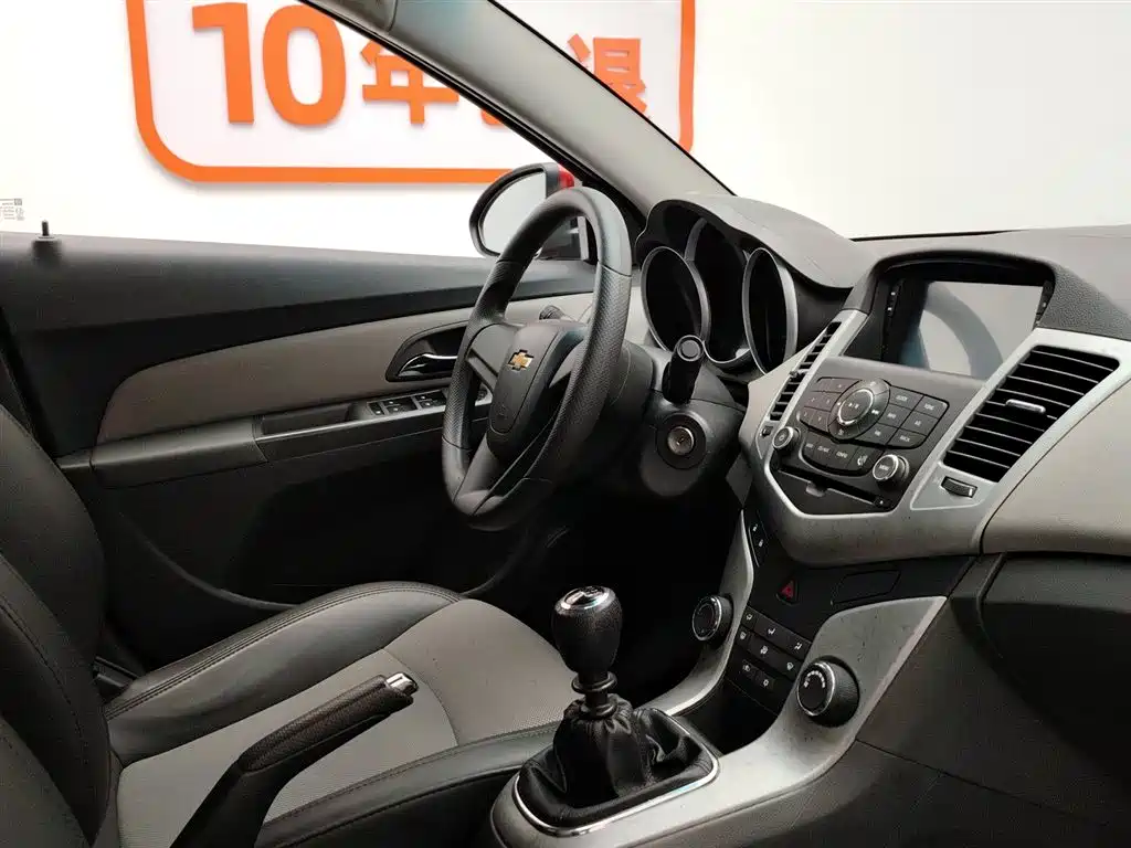 Chevrolet Cruze 2013 1.6L SL MT фото 22