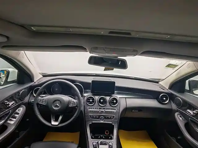 Mercedes-Benz C-Class 2016 C 180 L Sport фото 9