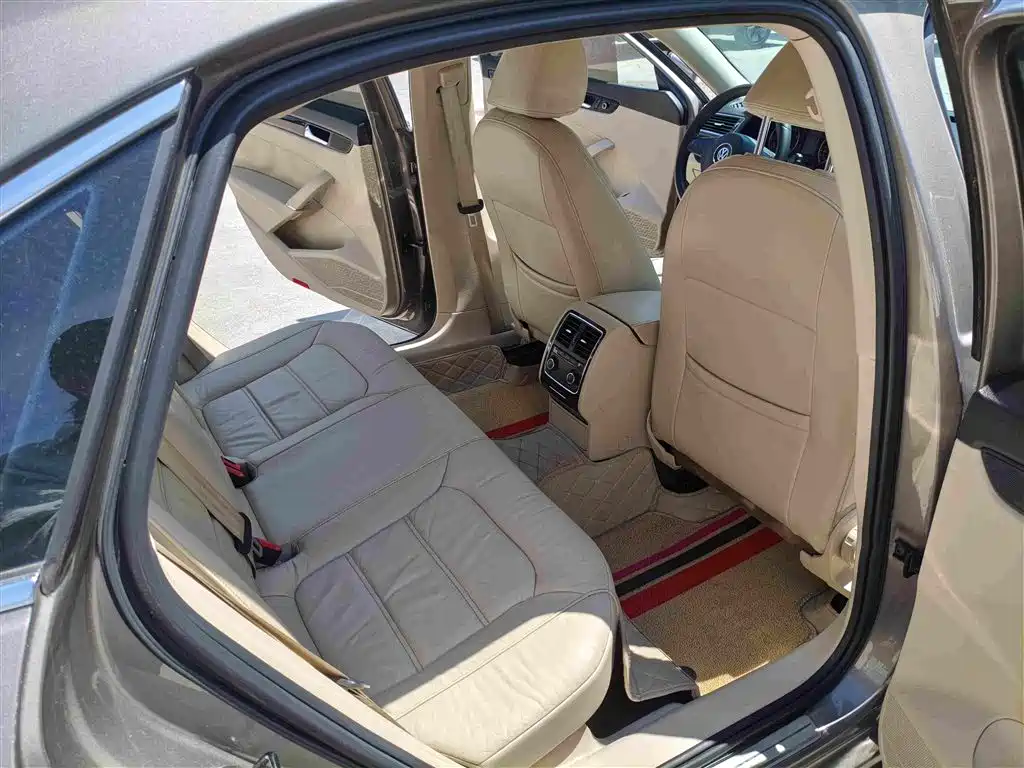 Volkswagen Passat 2012 2011 1.4TSI DSG Prestige Edition