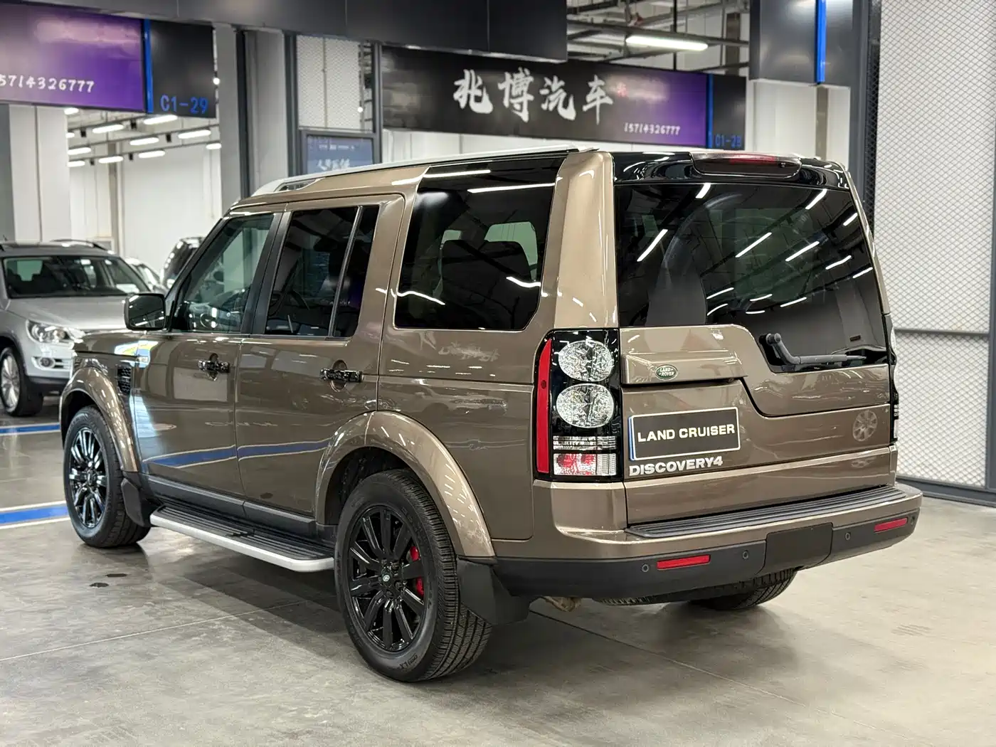 Land Rover Discovery 2011 3.0 SDV6 HSE Diesel фото 6