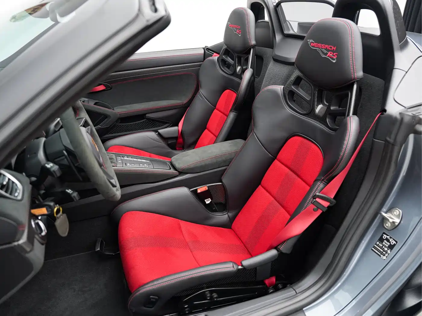 Porsche 718 2023 Spyder RS 4.0L фото 18