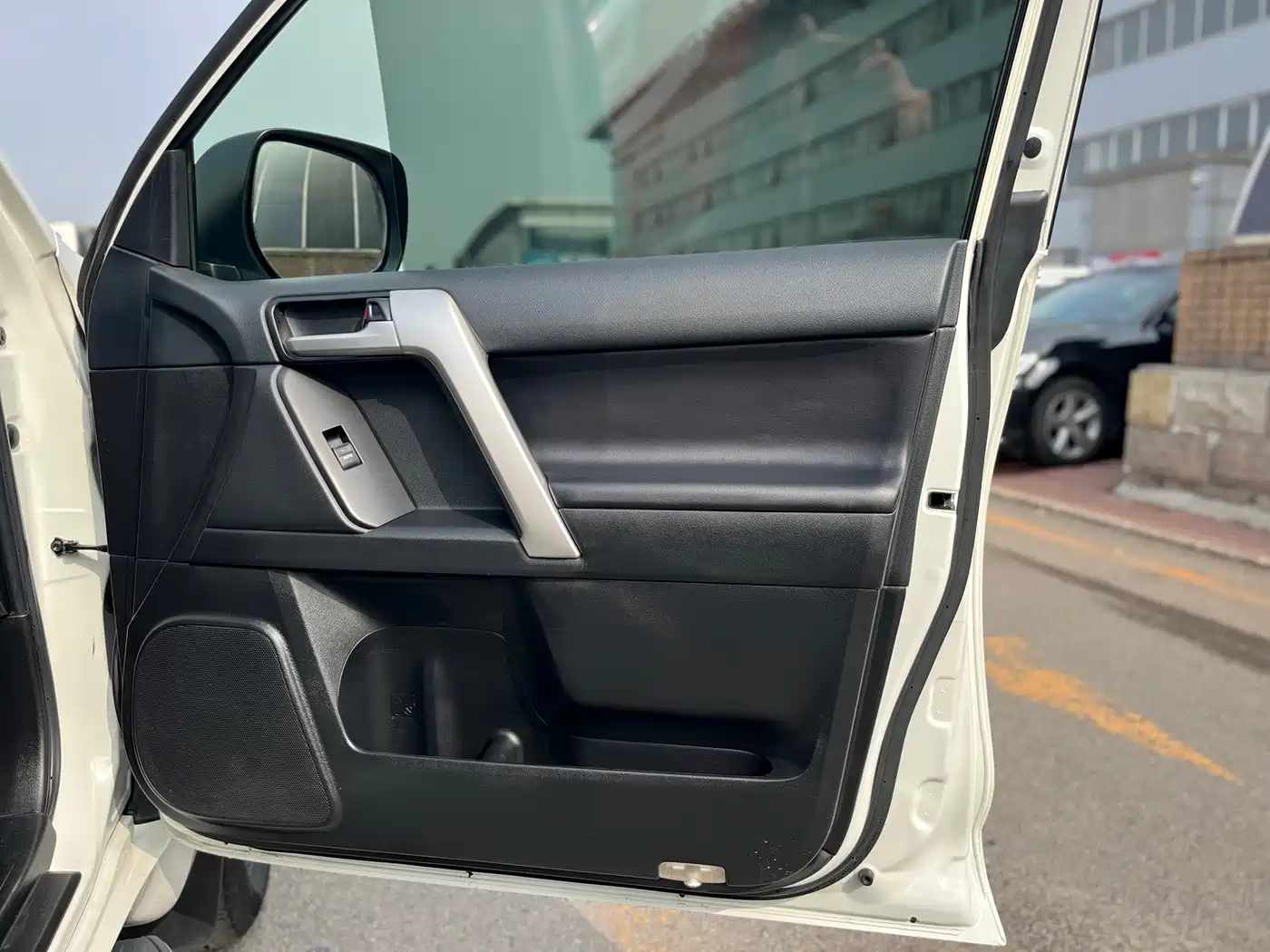 Toyota Prado 2019 3.5L Automatic TX-L Zunxiang Edition фото 25