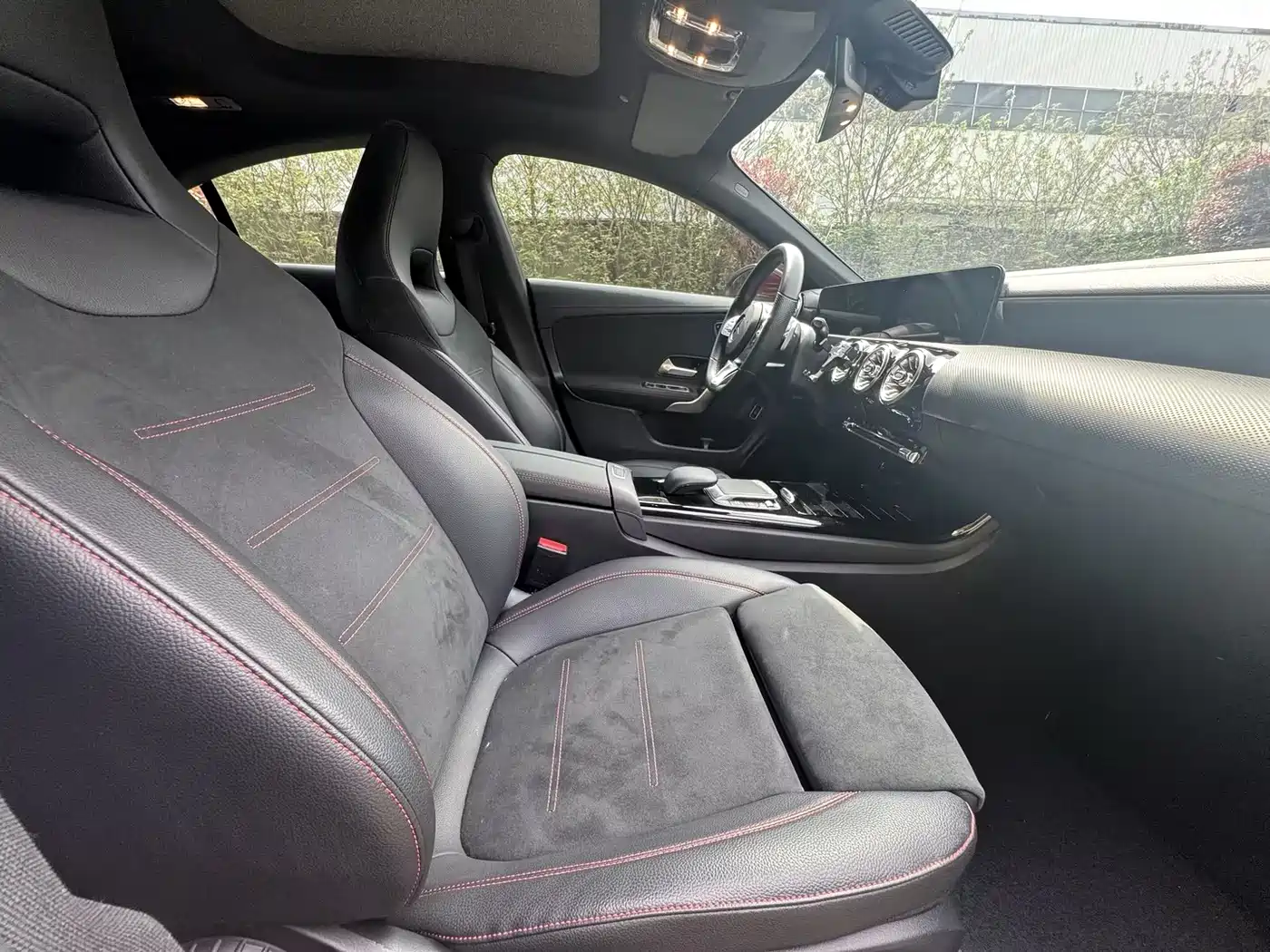 Mercedes-Benz CLA (Import) 2021 CLA 200 фото 14