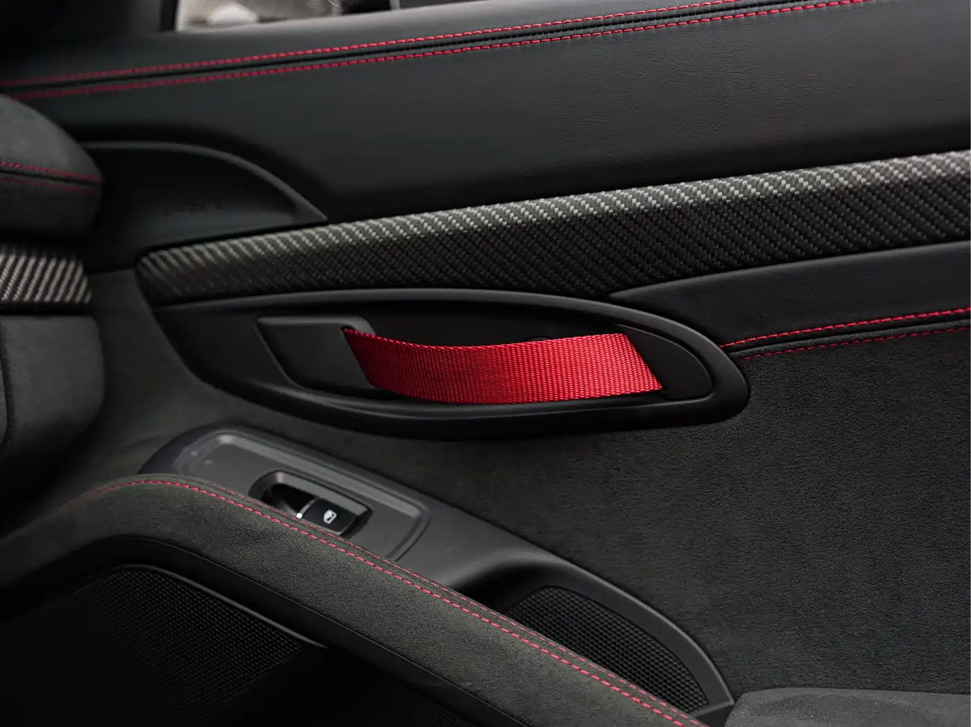 Porsche 718 2023 Spyder RS 4.0L фото 30