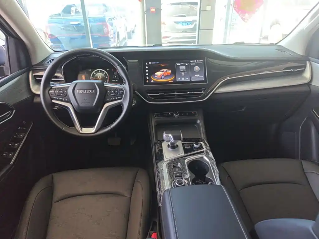 Isuzu D-MAX 2023 2023 1.9T Auto 4WD V-CROSS Yue Ling Edition