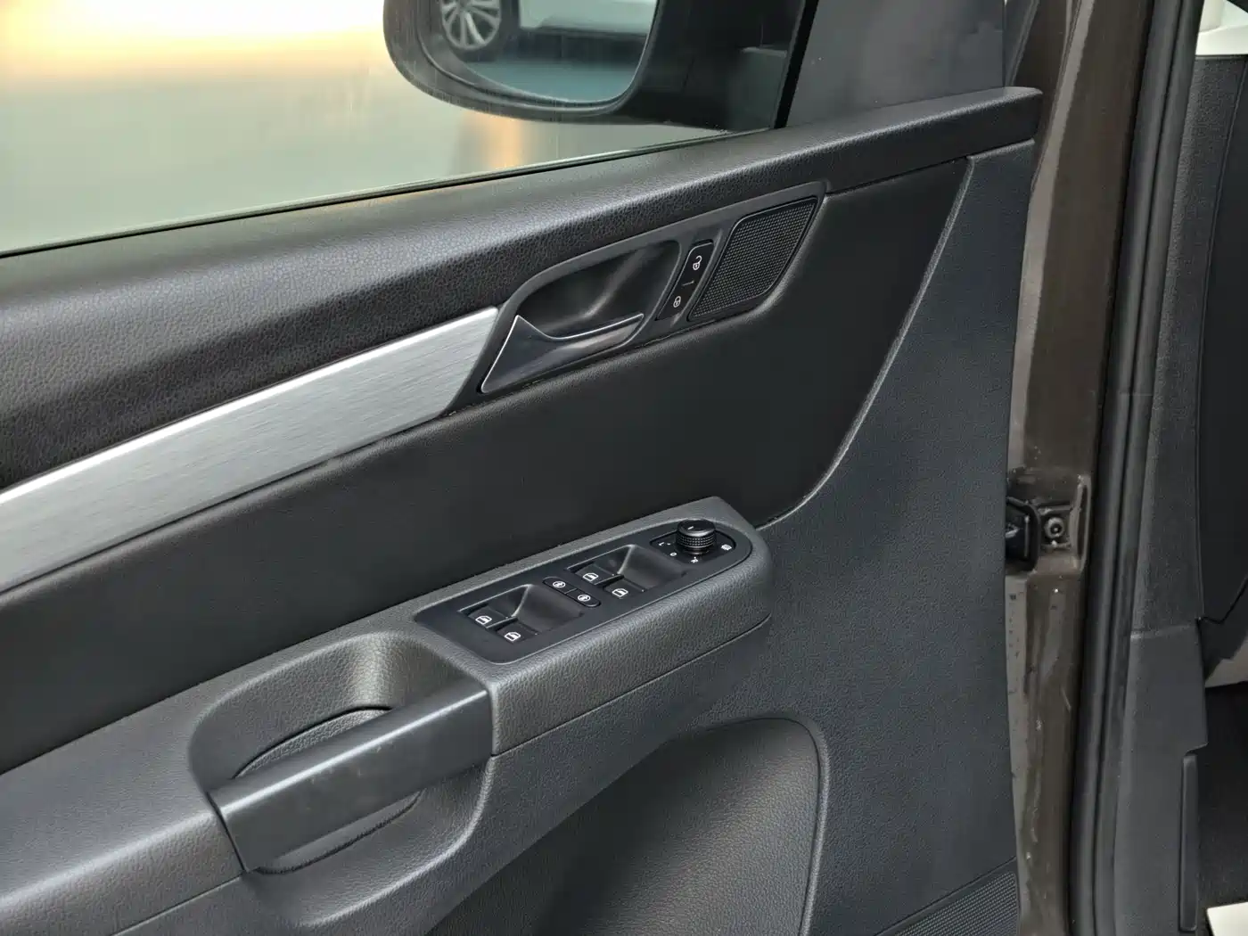 صورة 35 - Volkswagen Sharan