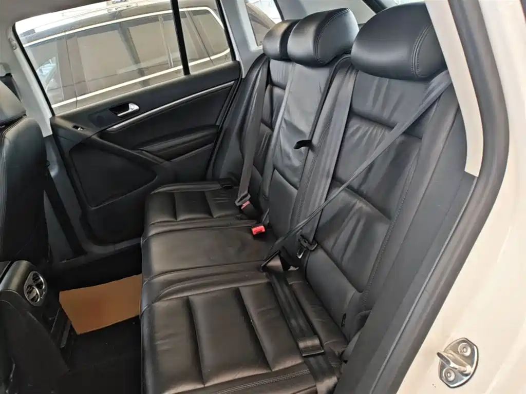 Volkswagen Tiguan 2015 1.8TSI Automatic 2WD Comfortline фото 17