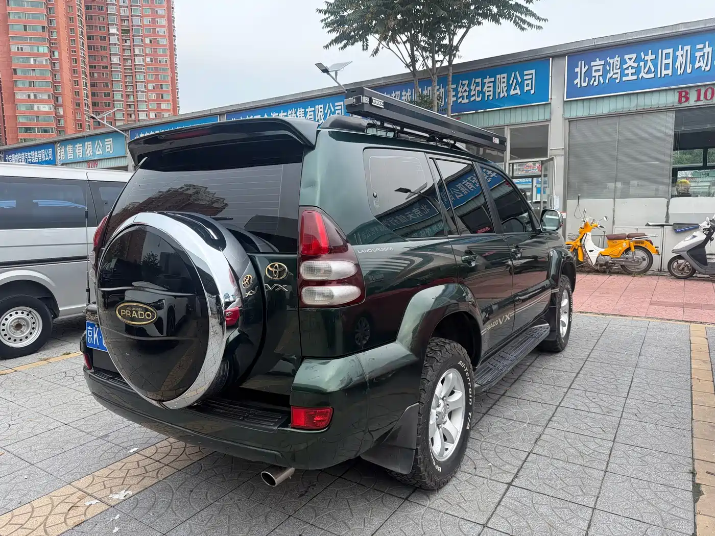 Photo 5 - Toyota Prado