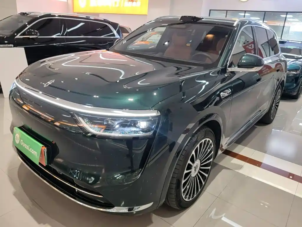 AITO Wenjie AITO M8 2025 Extended Range Ultra 53.4kWh 6-Seater
