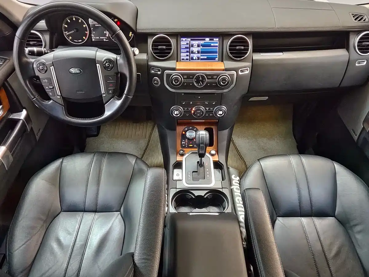 Land Rover Discovery 2012 5.0 V8 SE фото 6
