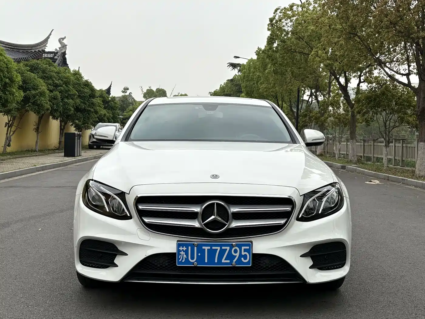 Mercedes-Benz E-Class 2016 E 200 L Sport Type фото 2