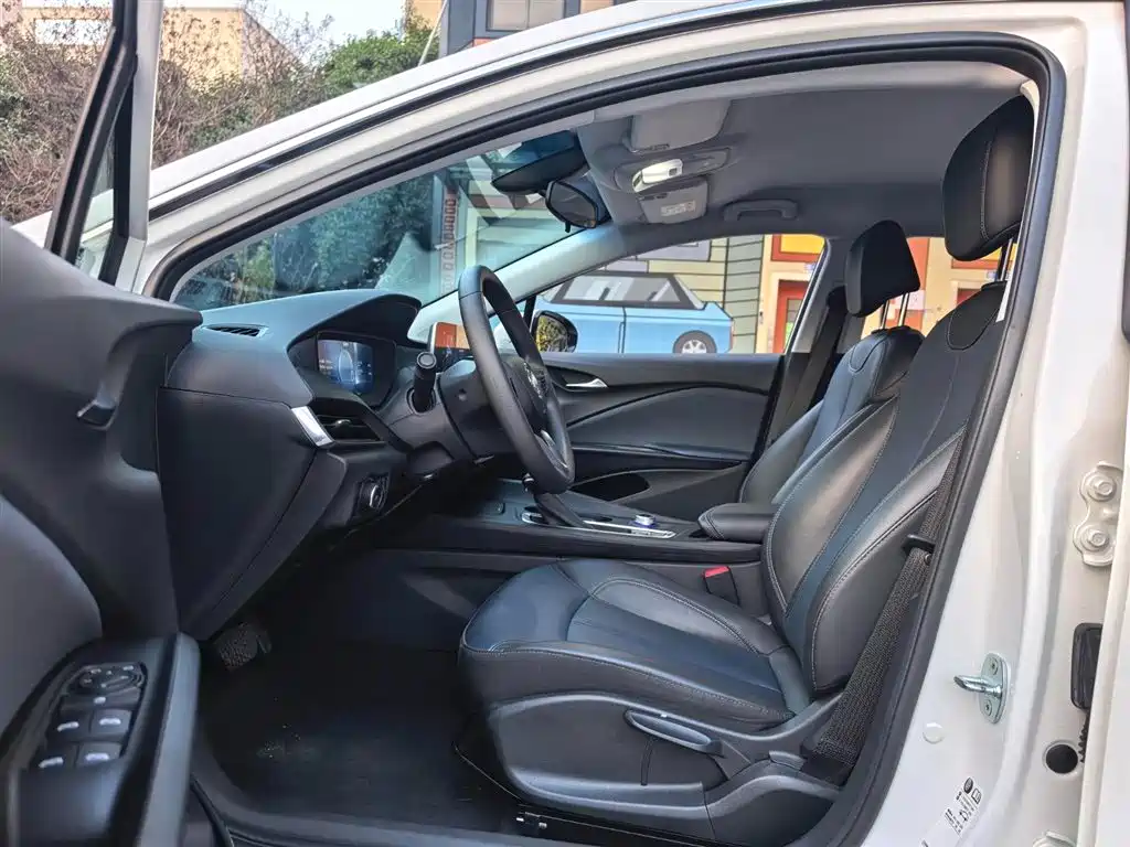 BUICK SLIGHTLY BLUE 6