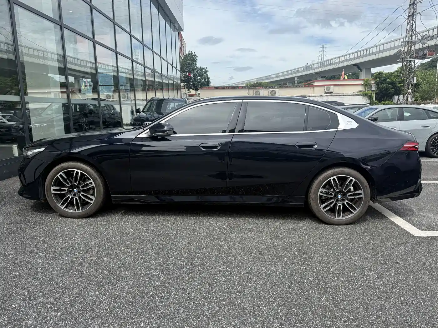 BMW 5 Series 2026 2026 Model Year Facelift 525Li M Sport Package