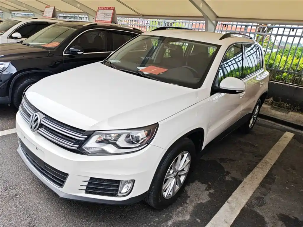 Volkswagen Tiguan 2015 1.8TSI Automatic 2WD Comfortline фото 2