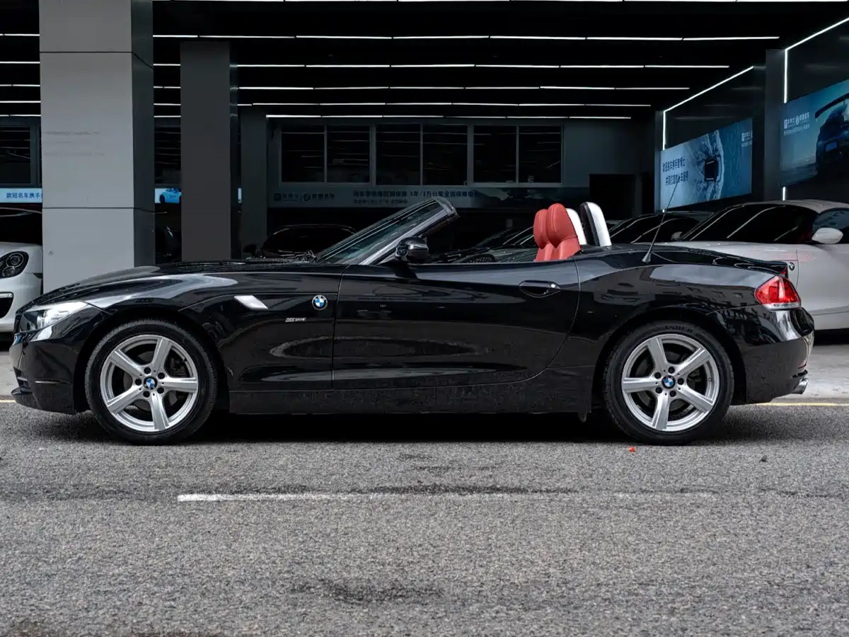 BMW Z4 2011 2011 sDrive23i Flame Limited Edition