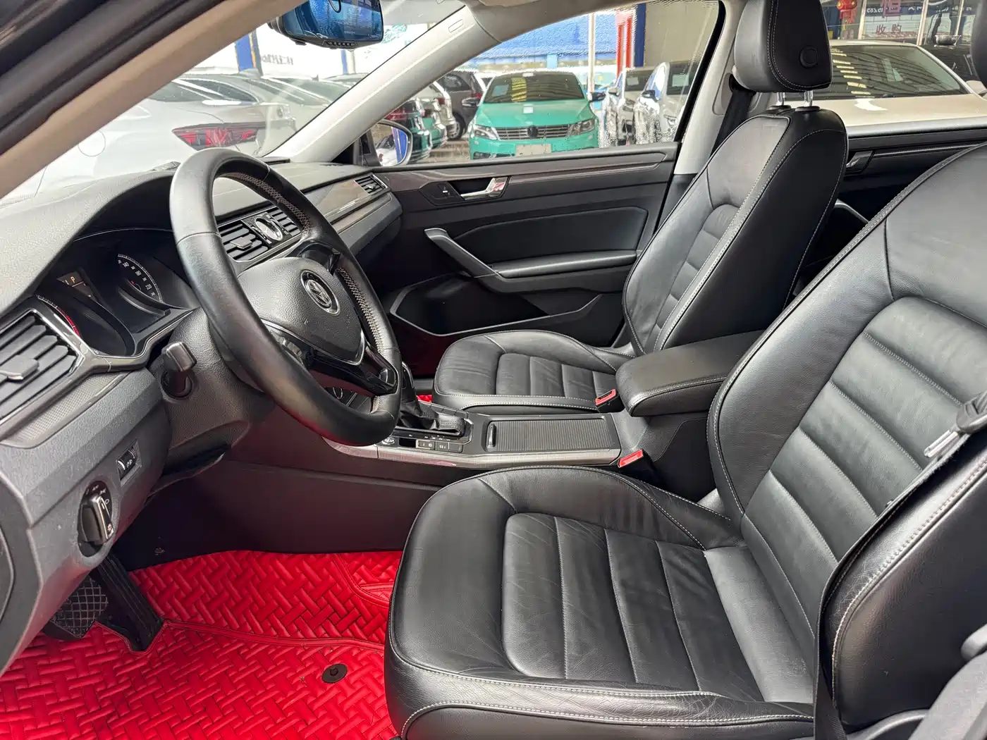Volkswagen Passat 2017 330TSI DSG Prestige фото 6