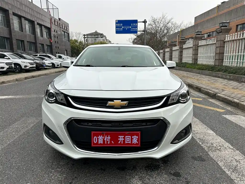 Chevrolet Malibu 2018 530T Automatic Luxury Edition фото 2