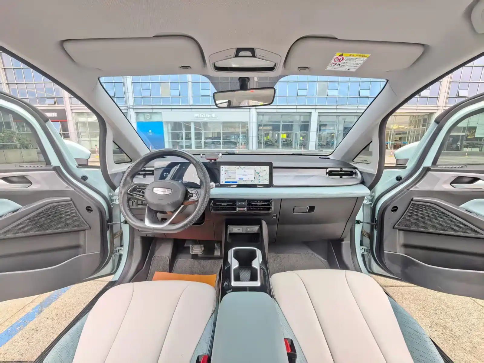 Фото 8 - Geely Geometry E Firefly